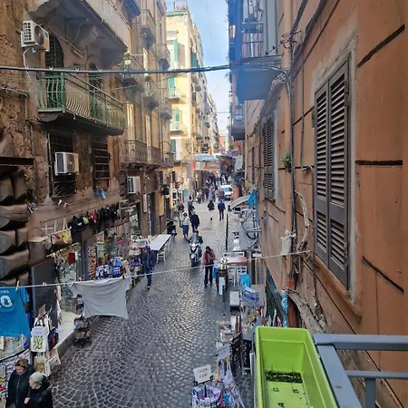 Anna E Tony Via Tribunali * Naples
